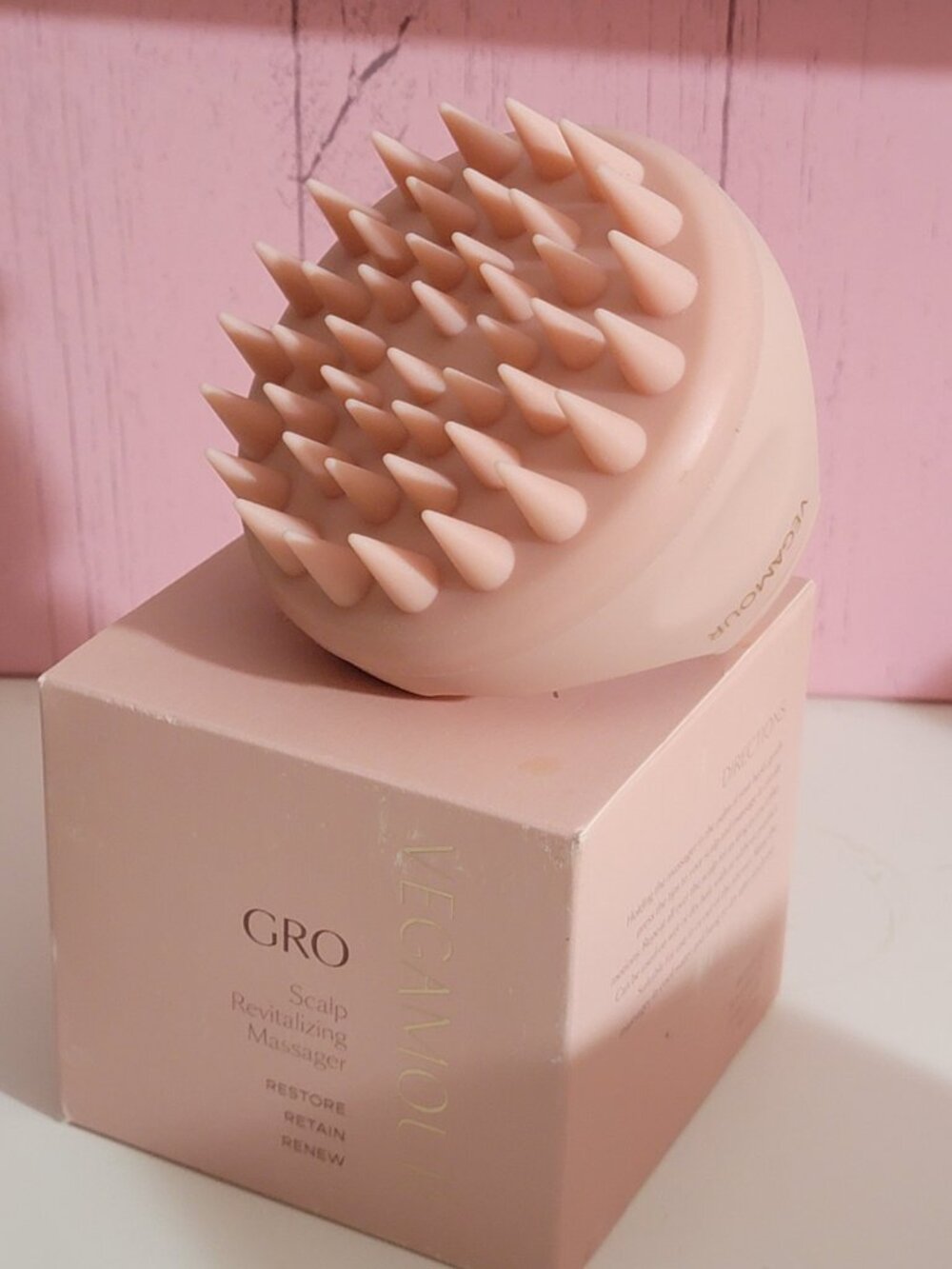 Vegamour GRO Scalp Revitalizing Massager - Picture 3 of 9